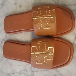 Tory Burch Double T slides size 9